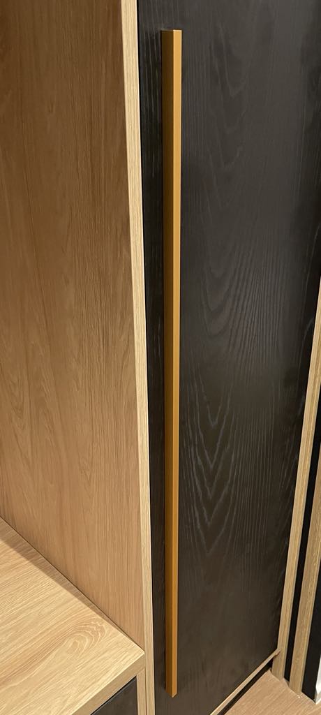 Pikk käepide, kuldne, sirge, 1000mm