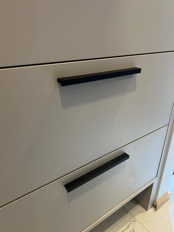 Käepide, must, sirge, 200mm